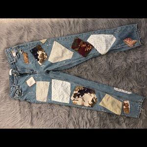 🌸Zara Distressed Patchwork Denim Jeans🌸